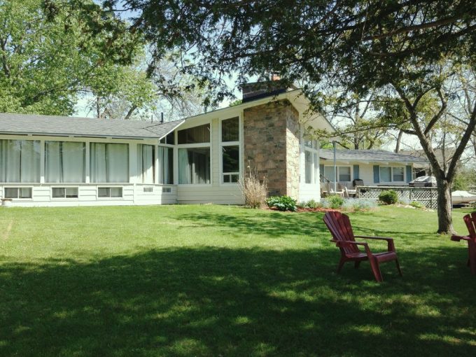 Fenelon Falls Getaway is located on the Trent Severn Waterway