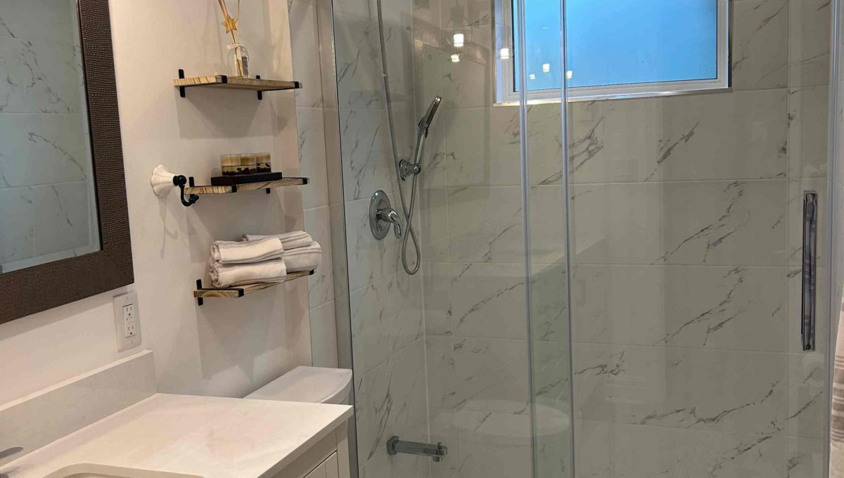 Tuscany Place - new bathroom 1