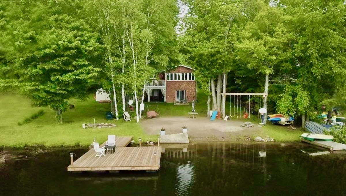 Green's-Lake-House-2