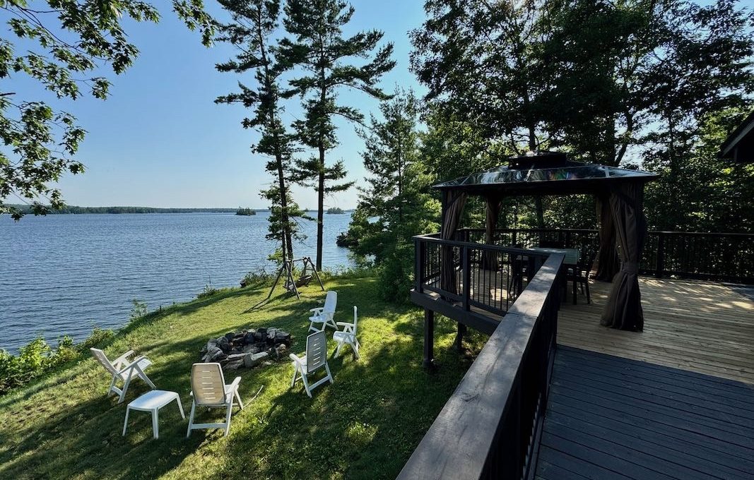 Summer-Dreams-On-Stoney-Lake-10
