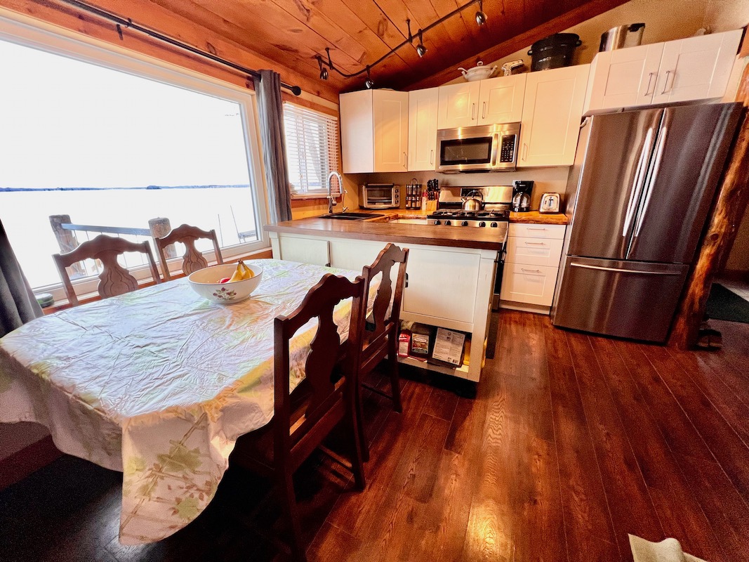 Kawartha’s Lakefront Cottage on Lake Dalrymple Kawartha Cottage Vacations