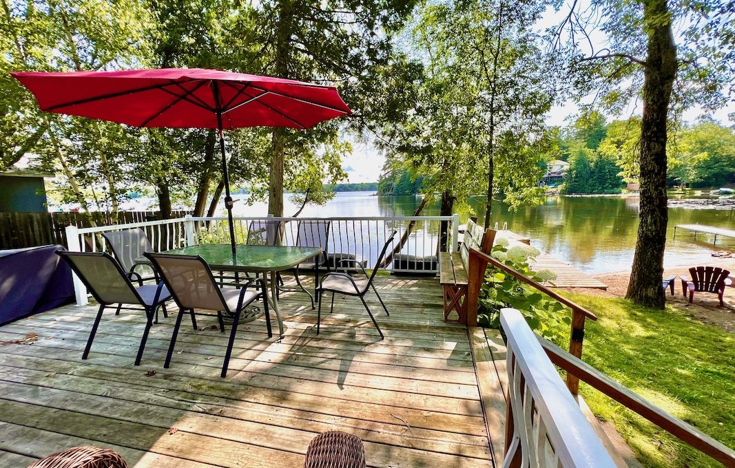Shadow-Lake-Waterfront-Oasis-10