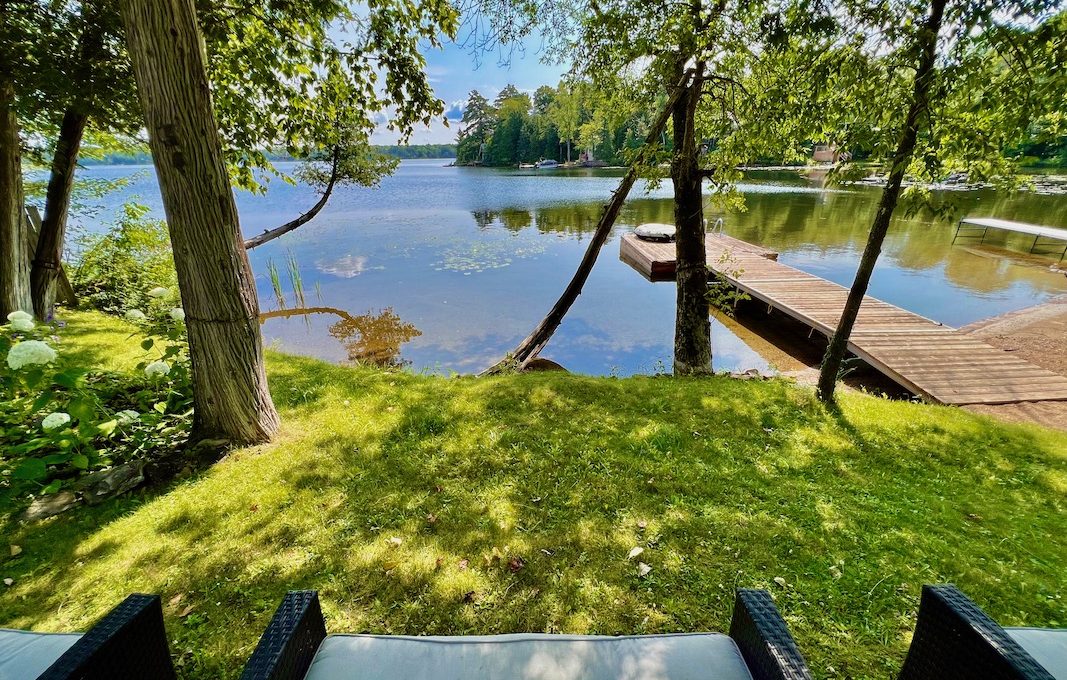 Shadow-Lake-Waterfront-Oasis-12