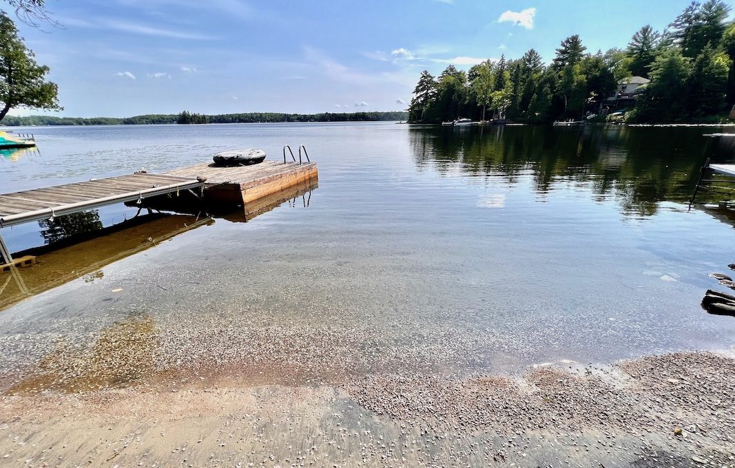 Shadow-Lake-Waterfront-Oasis-4