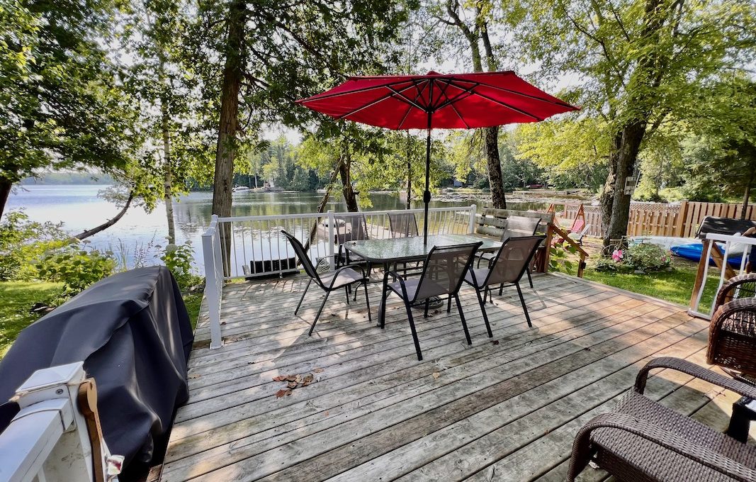 Shadow-Lake-Waterfront-Oasis-8