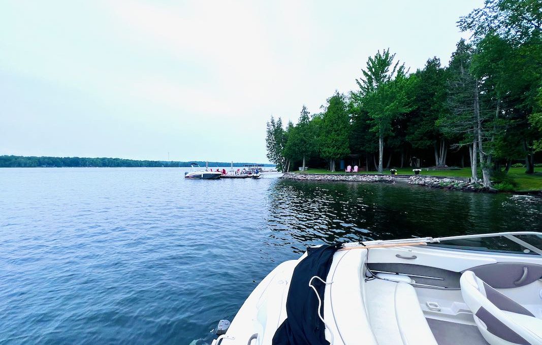 Rocky's-Anchor-on-Chandos-Lake - 11