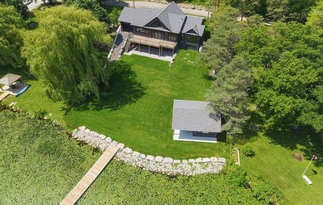 Lake-Scugog-Waterfront-Cottage-1