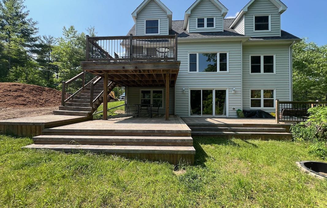 Secluded-Lakehouse-Retreat-on-Moira-Lake-1