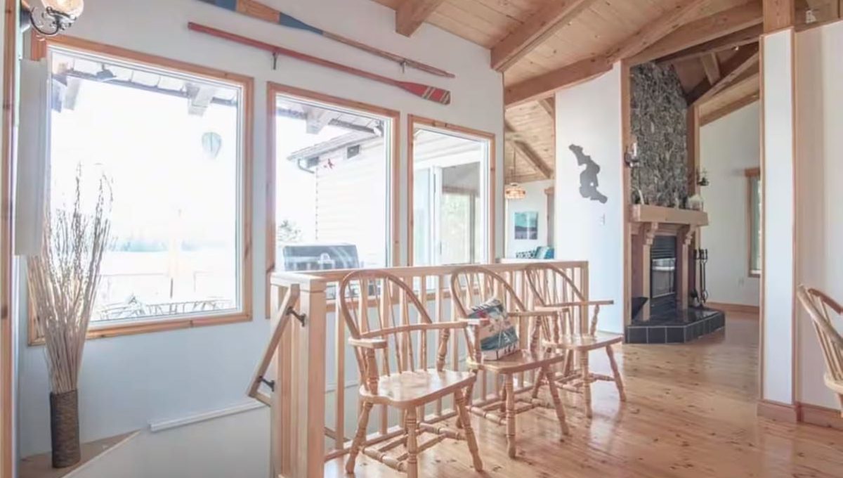 The-Lodge-On-Papineau-Lake-22