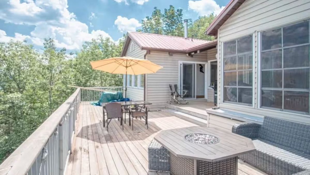 The-Lodge-On-Papineau-Lake-5