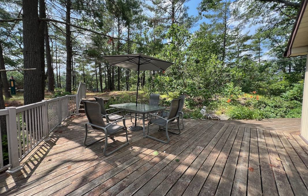 Bear Point Cottage on Kasshabog Lake-9
