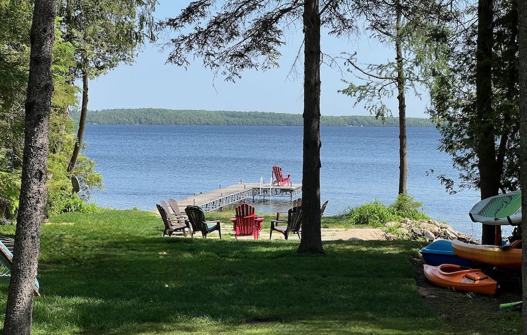 Cottage-On-Camelot-19