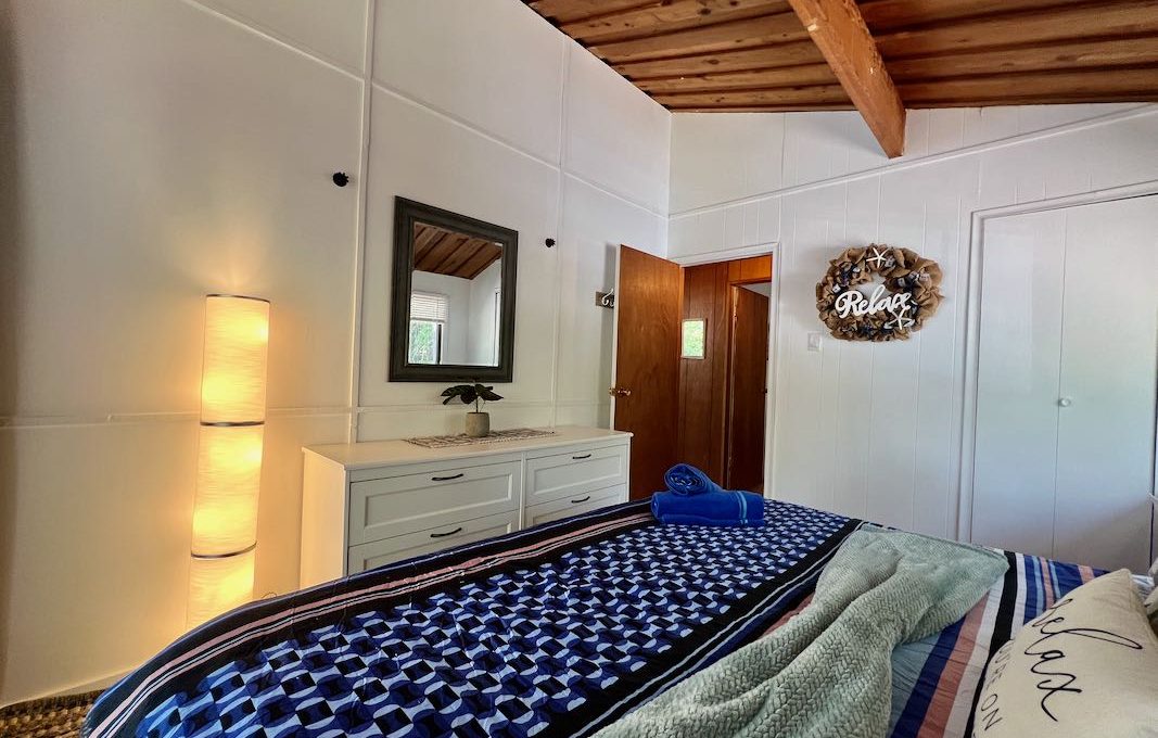 Cottage-On-Camelot-32