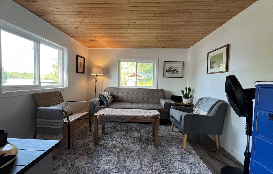 Family-Dream-Cottages-on-Mississagua-Lake-19