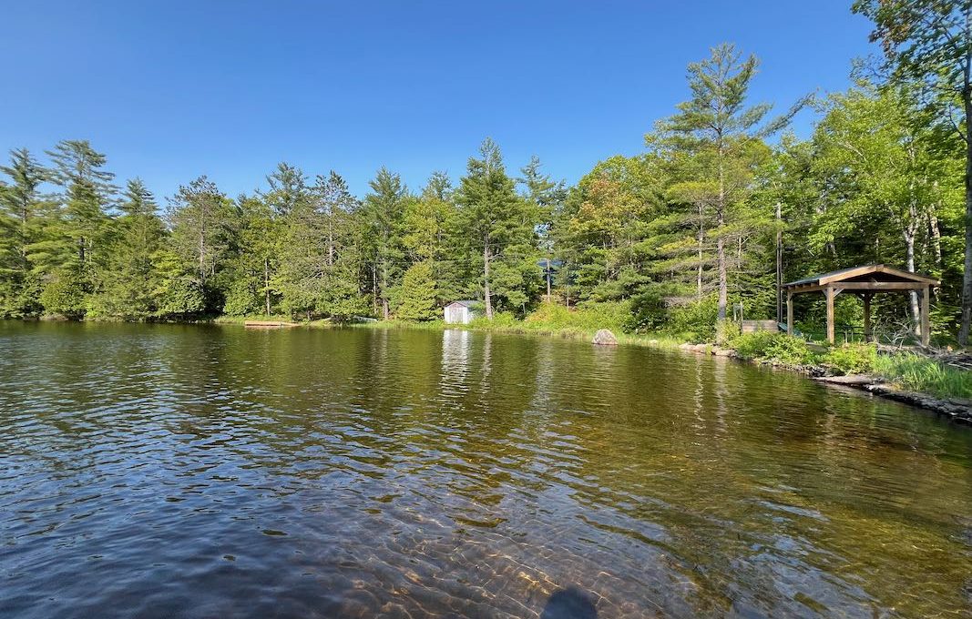 Family-Dream-Cottages-on-Mississagua-Lake-25