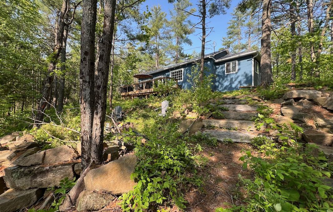 Family-Dream-Cottages-on-Mississagua-Lake-27
