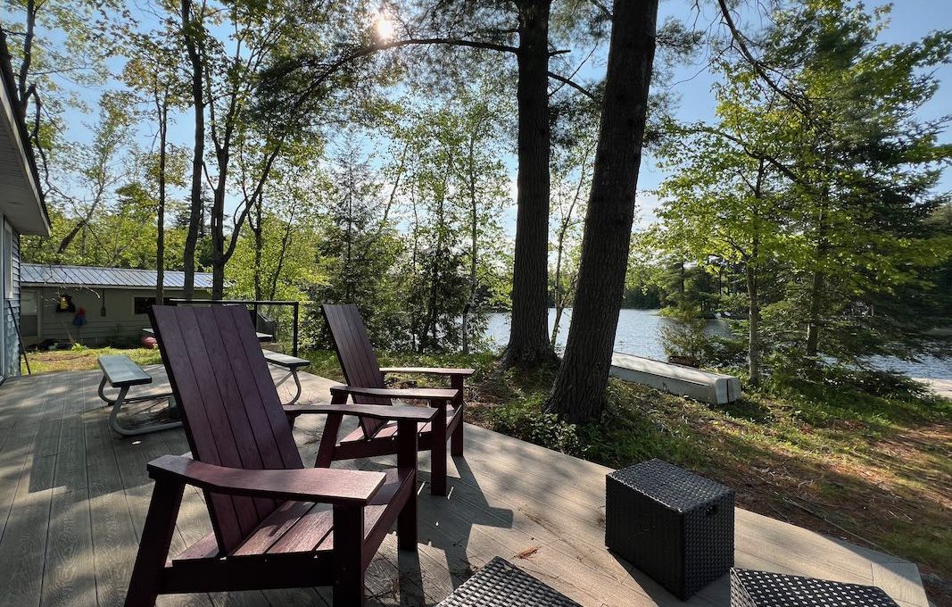 Family-Dream-Cottages-on-Mississagua-Lake-5
