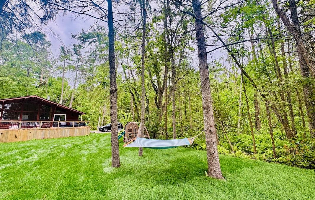 Waterfront-Cottage-On-Camelot-Balsam-Lake-12a