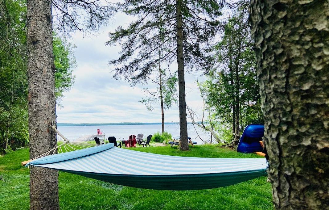 Waterfront-Cottage-On-Camelot-Balsam-Lake-12b