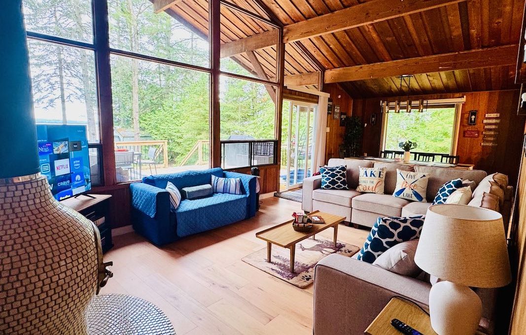 Waterfront-Cottage-On-Camelot-Balsam-Lake-28