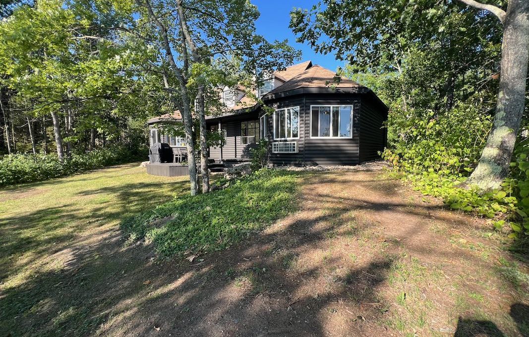 Gooding-Cottage-on-Stoney-Lake-1 - 6