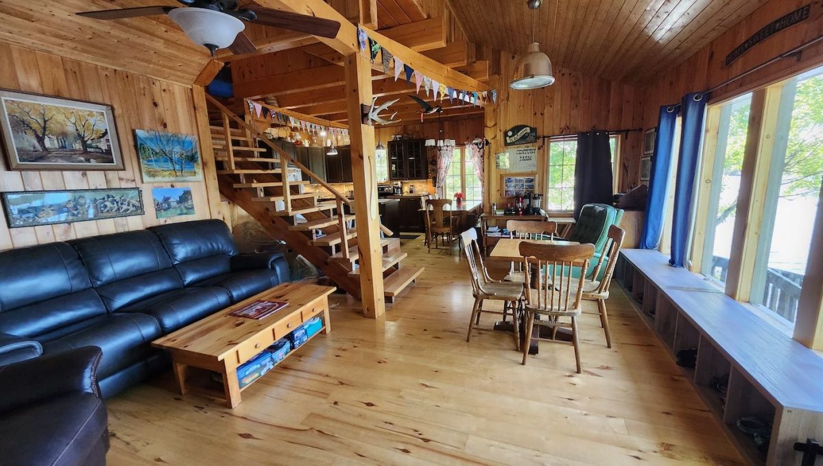 Chalet-Loucks-Lake-19