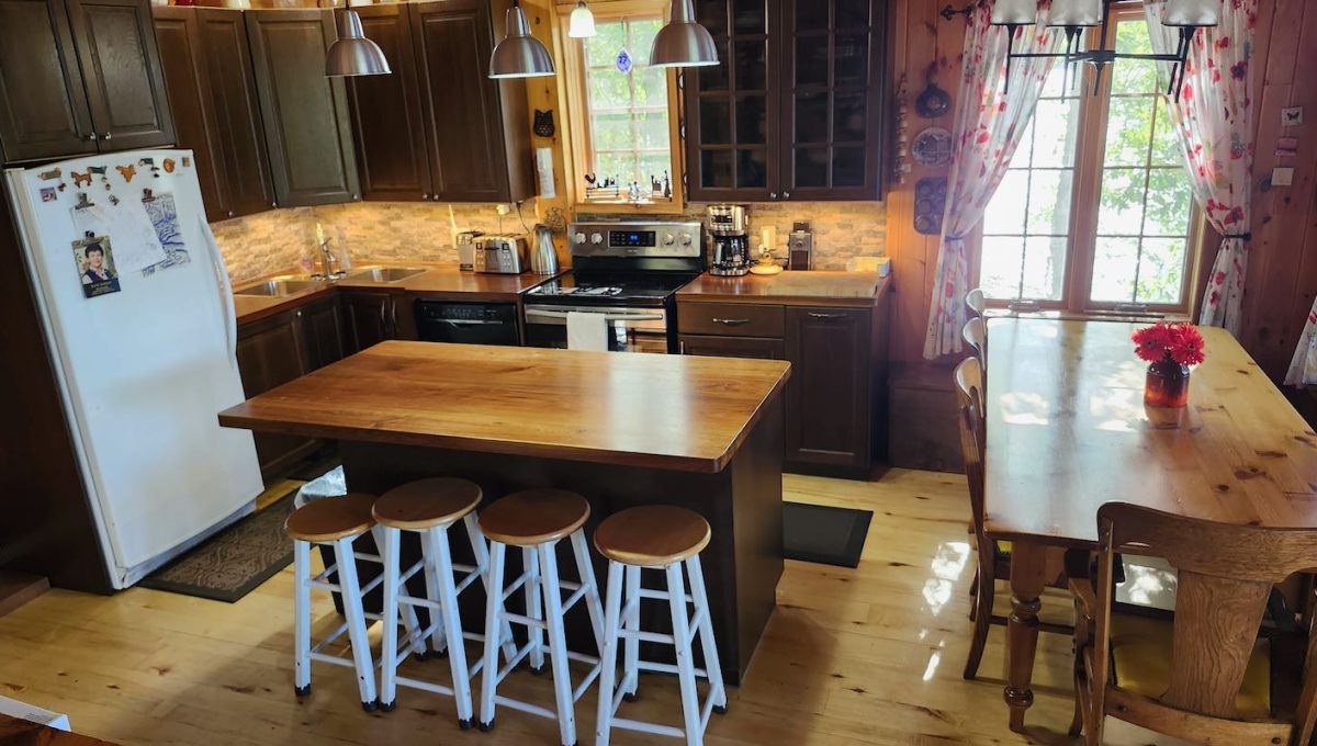 Chalet-Loucks-Lake-26