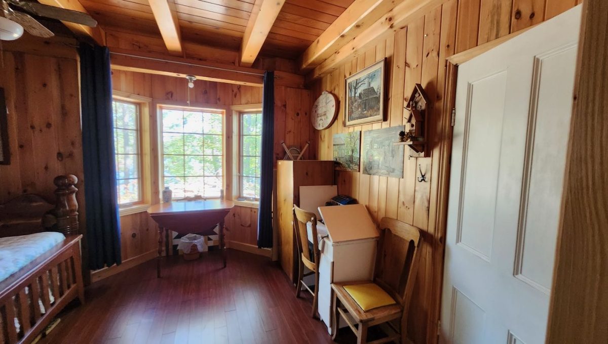 Chalet-Loucks-Lake-30