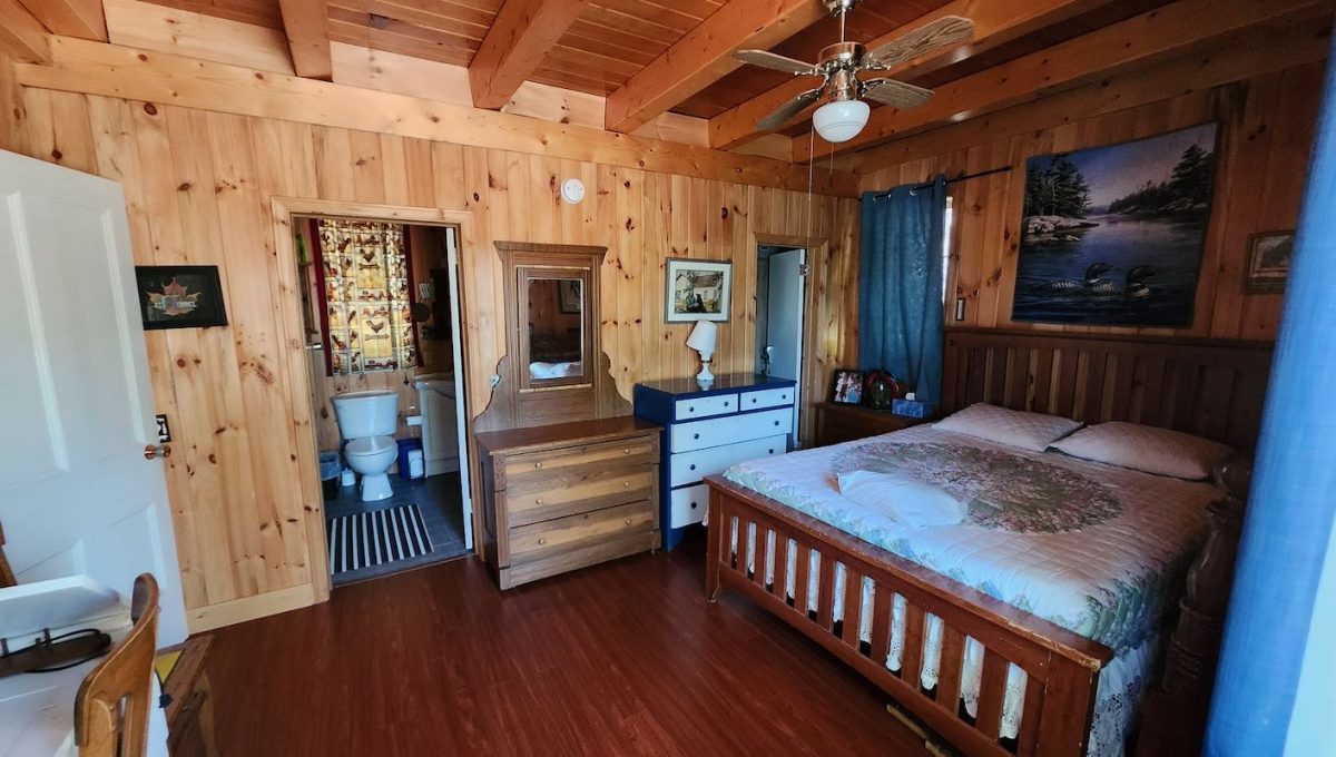 Chalet-Loucks-Lake-31