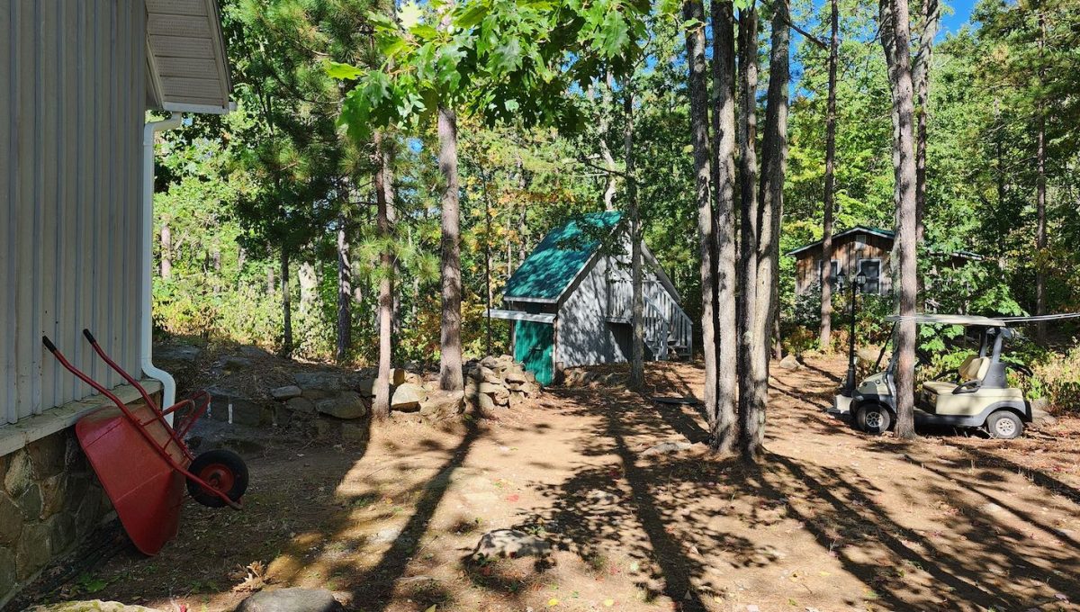 Loucks-Lake-Getaway-1 - 17