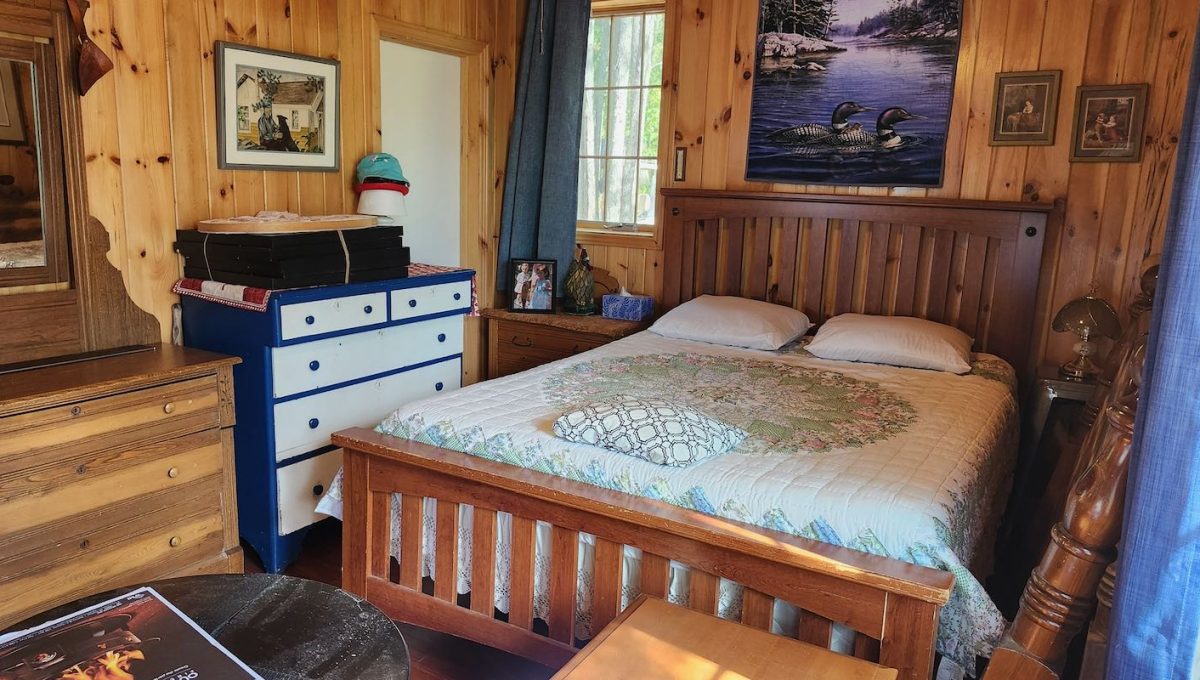 Loucks-Lake-Getaway-1 - 31