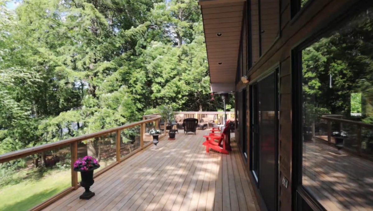 Beaver Lake Retreat - 10