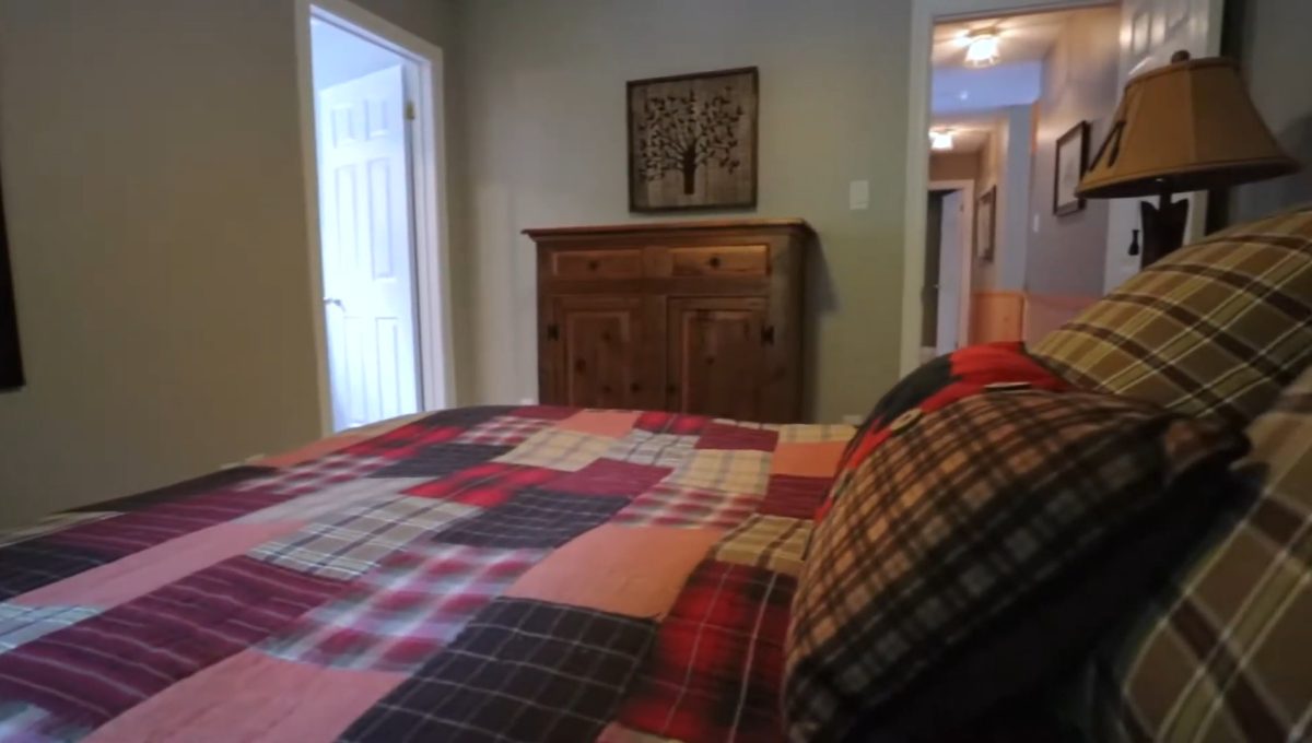 Beaver Lake Retreat - 19