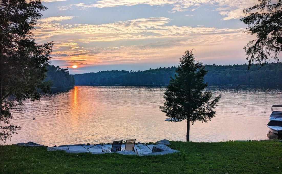 Beaver Lake Retreat - 2