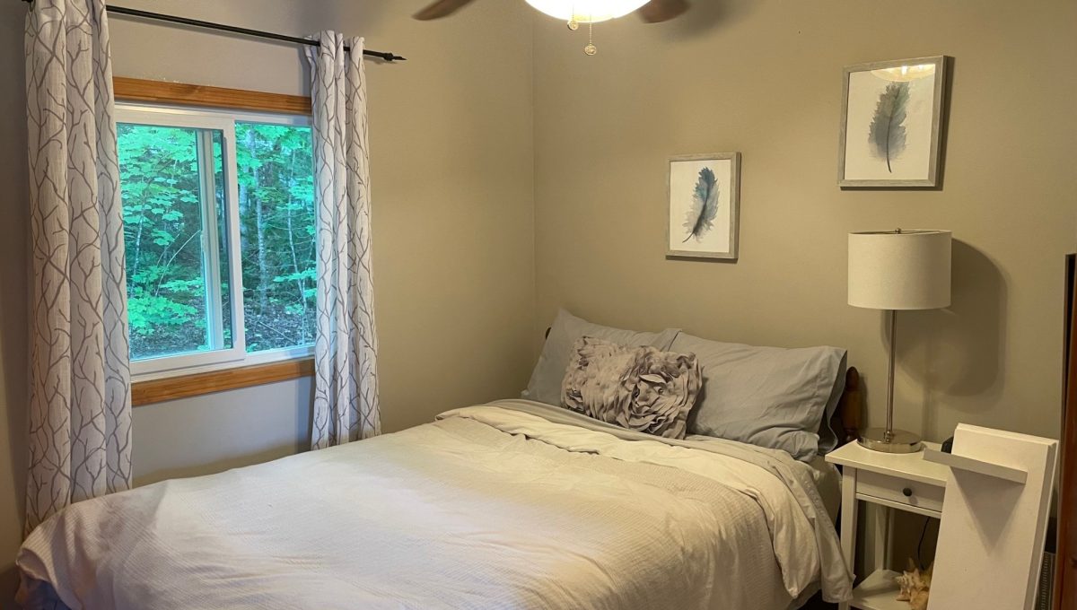 Cottage on Kashwakamak-12